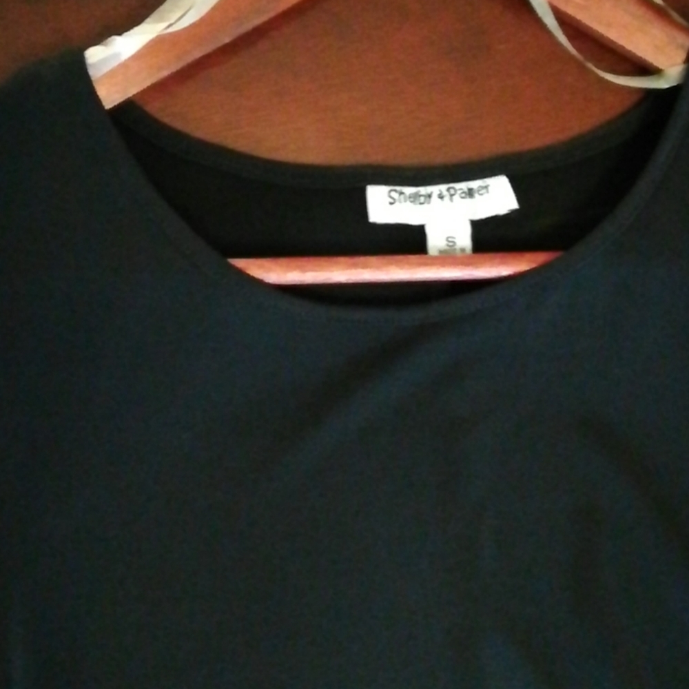 Dress - Picture 2 of 4